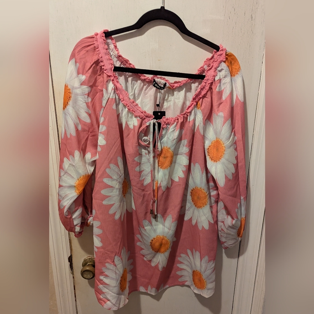 Sheila Pink w/white and orange daisies 3/4 sleeve blouse, size 3X